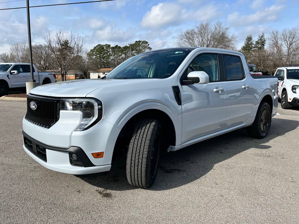 New 2026 Ford Maverick Lobo image 3