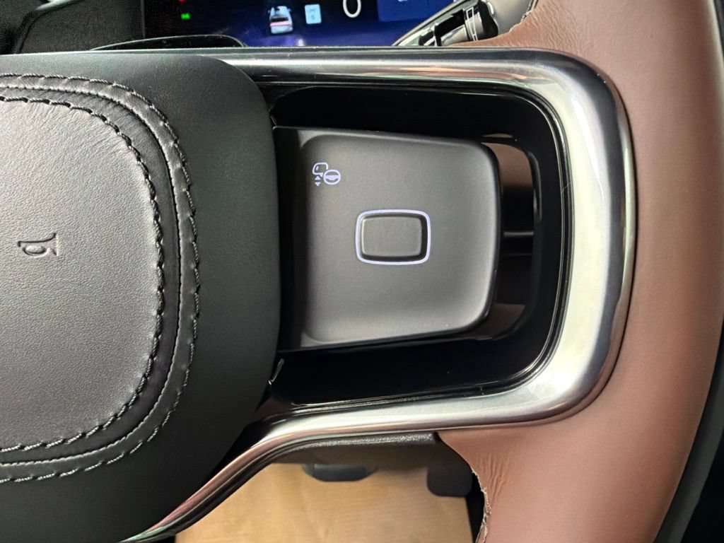 New 2026 Lincoln Navigator Reserve AWD/4WD image 19