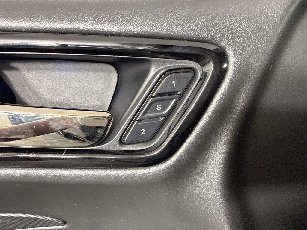 Used 2022 Dodge Durango R/T RWD image 27