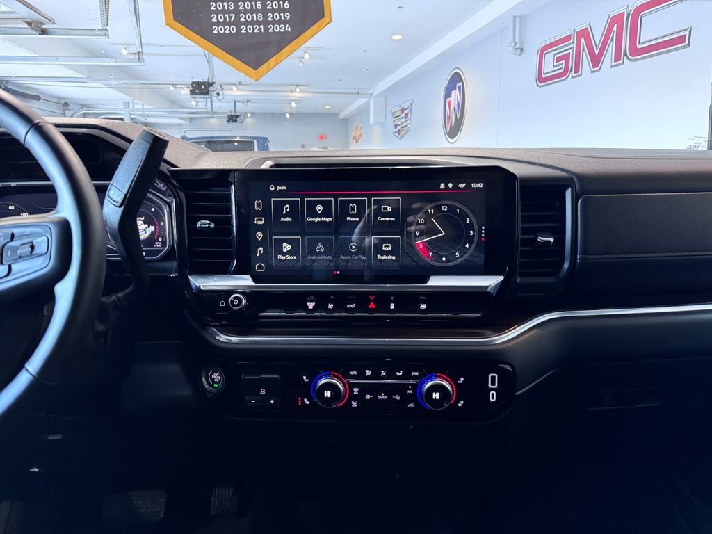 Certified 2025 GMC Sierra 2500 SLT image 17
