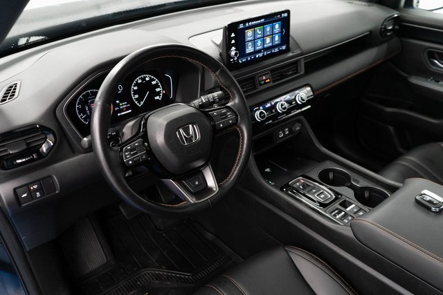 Certified 2023 Honda Pilot TrailSport image 3