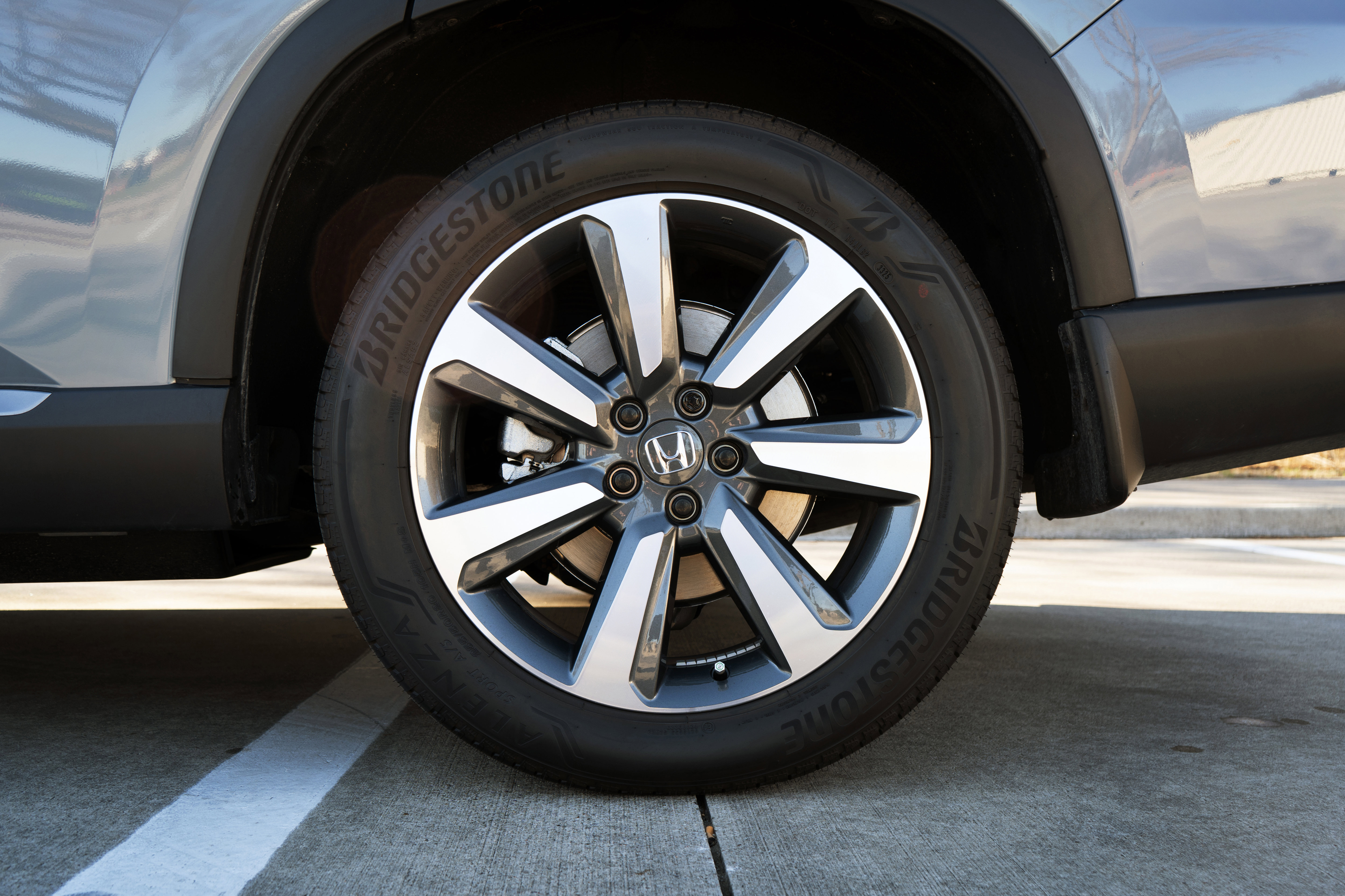 Used 2025 Honda Pilot Elite image 15