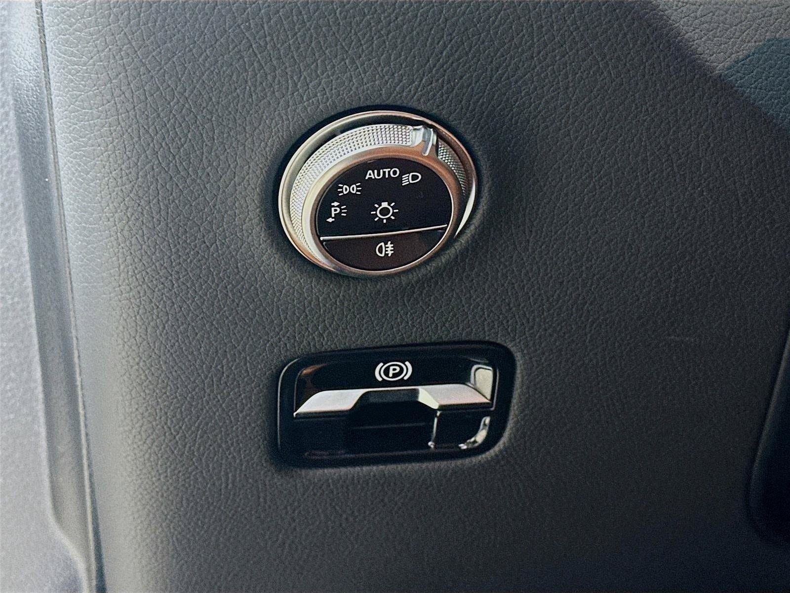 Certified 2026 Mercedes-Benz GLC 300 4MATIC image 10