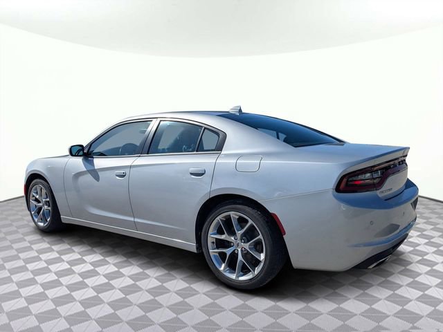Used 2021 Dodge Charger SXT w/ Plus Group RWD image 5