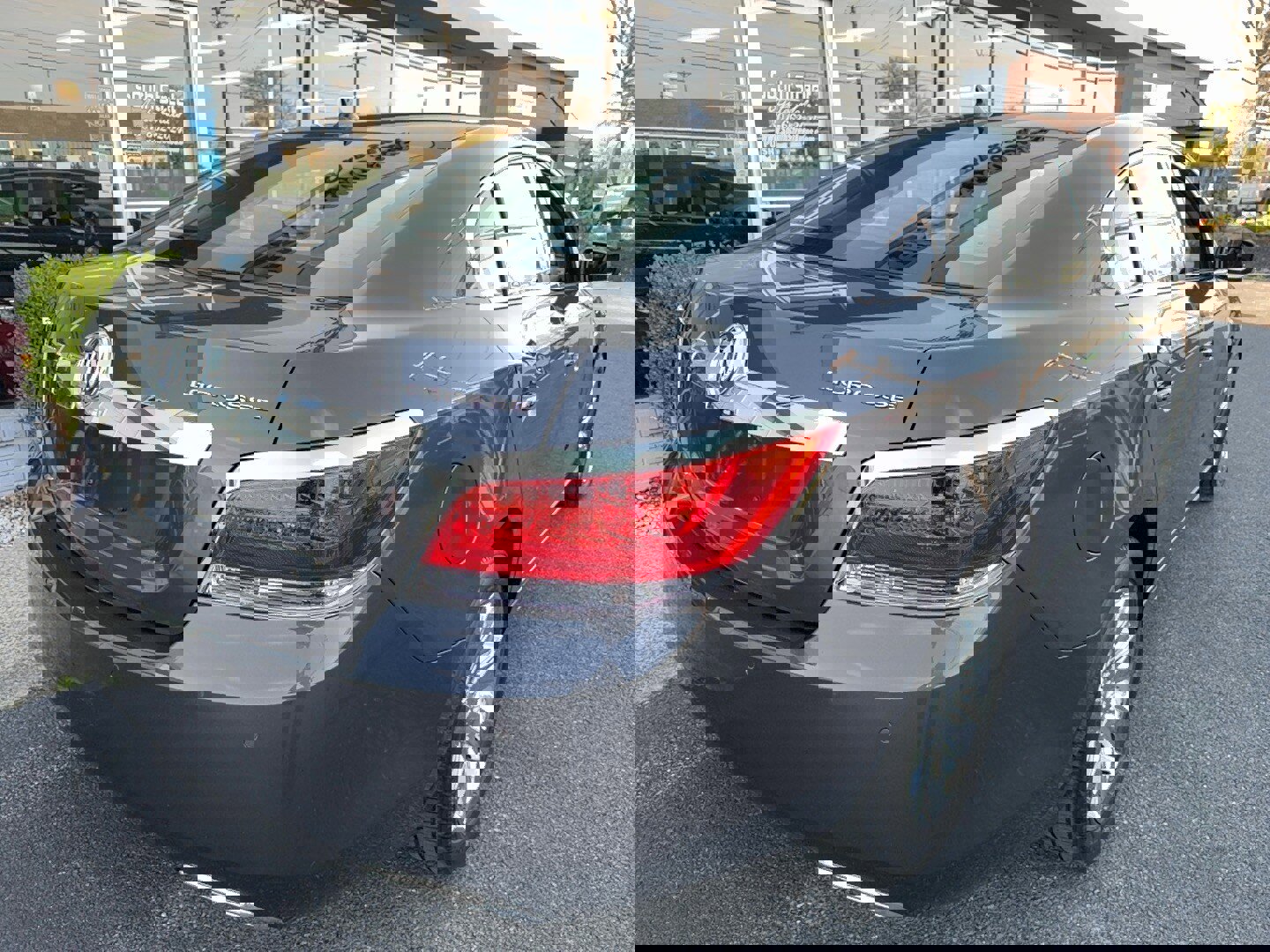 Used 2013 Buick LaCrosse Leather image 3