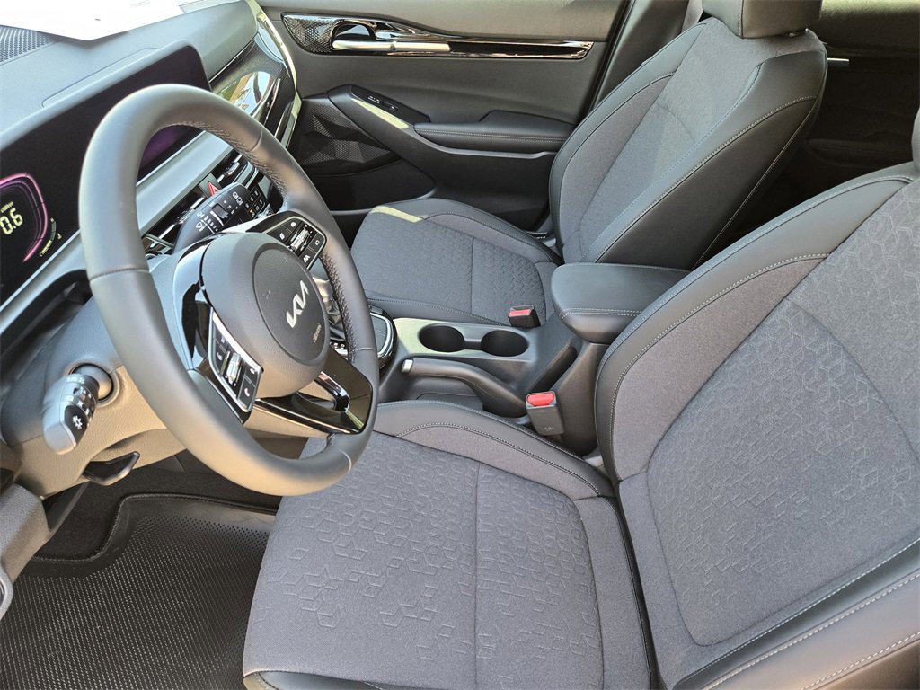 New 2026 Kia Seltos S image 9