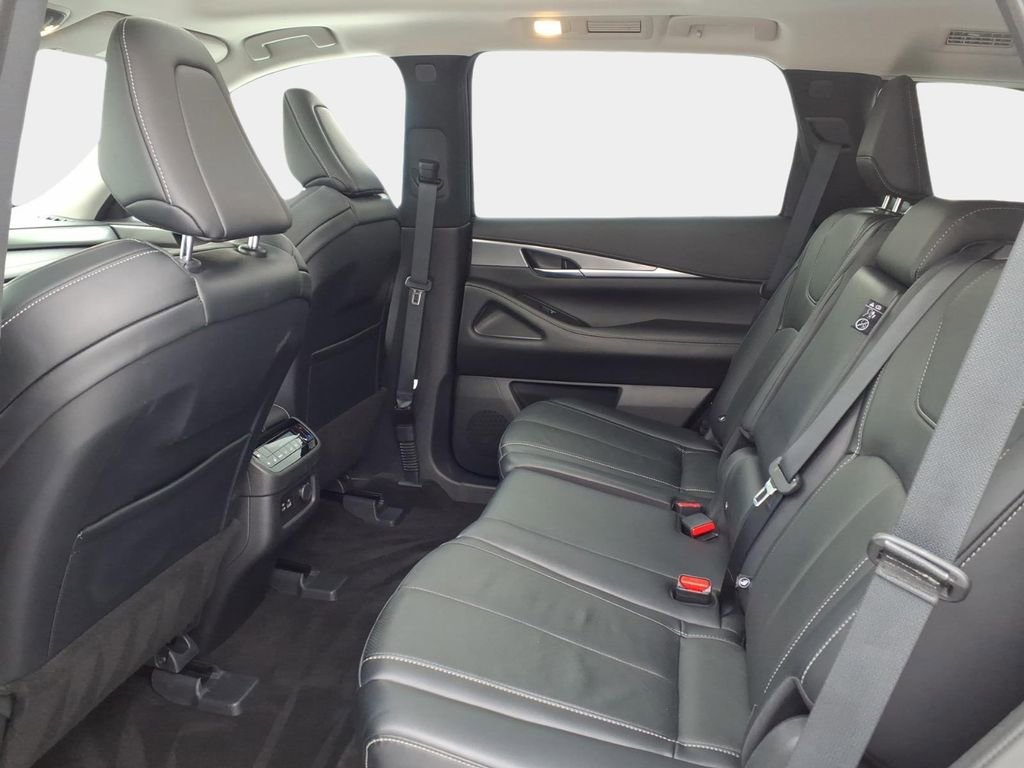 Used 2023 INFINITI QX60 Luxe image 10