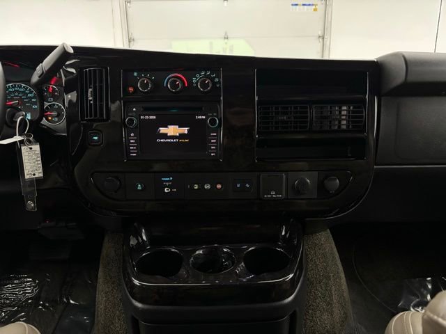 Used 2020 Chevrolet Express 2500 w/ Enhanced Convenience Package image 29