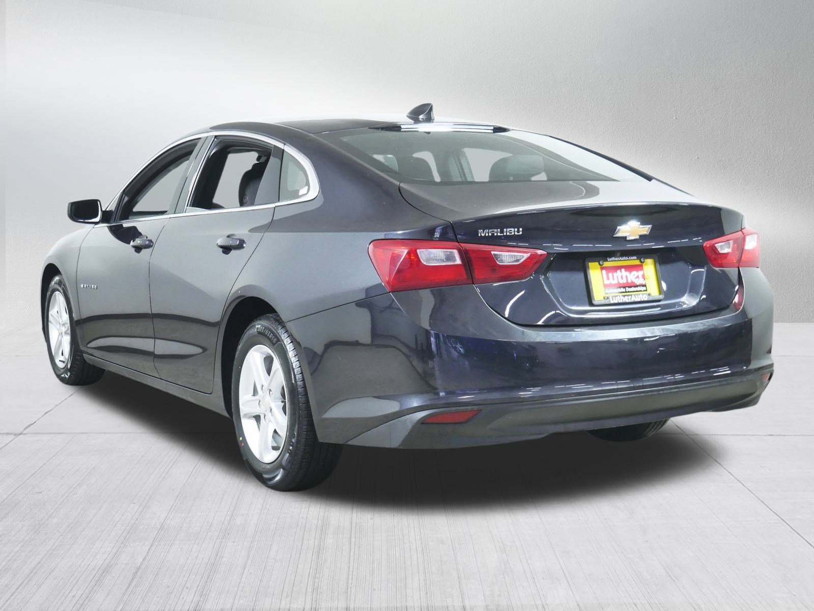 Used 2023 Chevrolet Malibu LS image 5