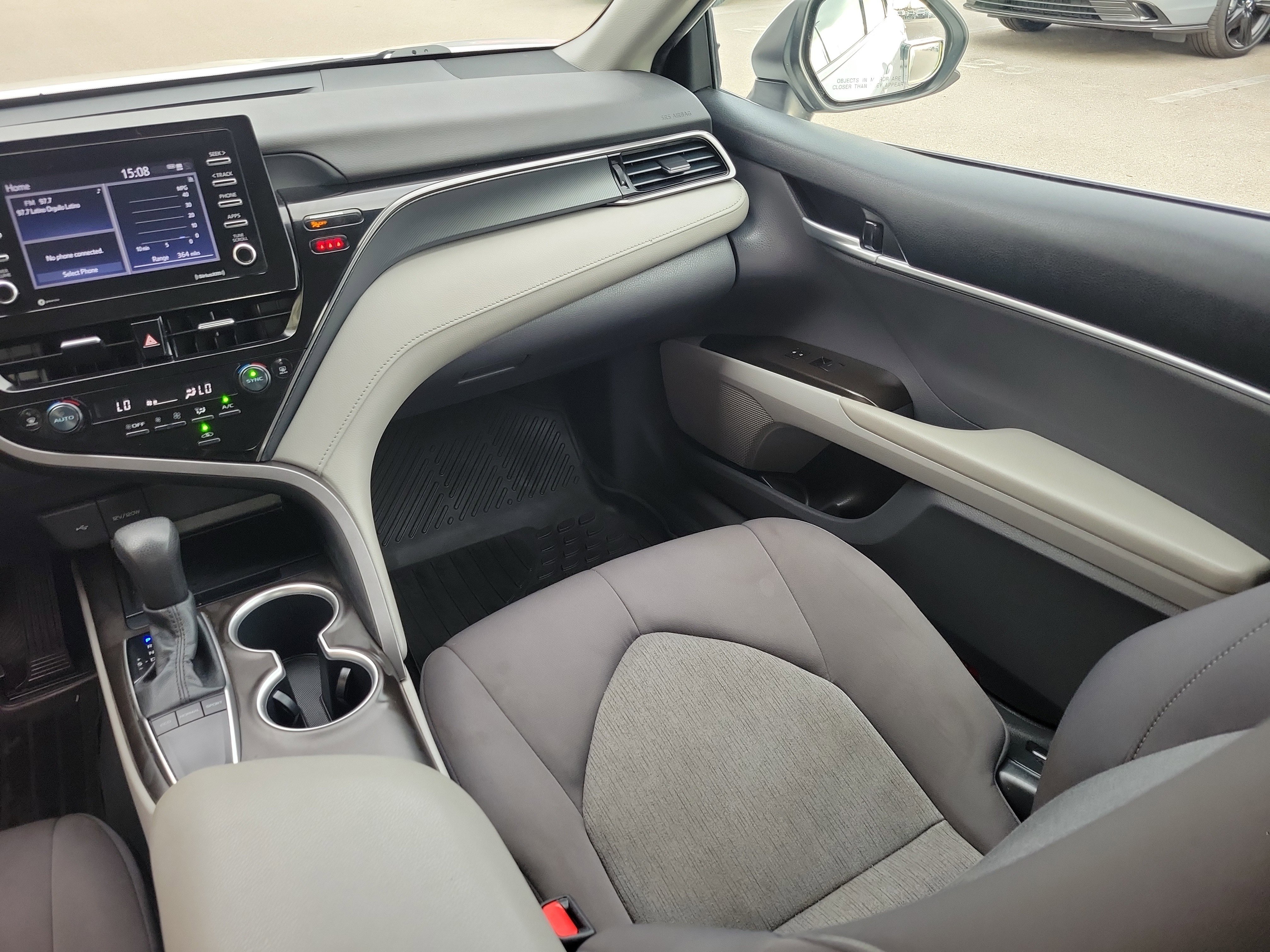 Used 2024 Toyota Camry LE image 17