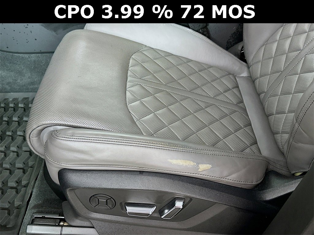 Used 2022 Audi SQ7 Premium Plus w/ SQ7 Executive Package image 9