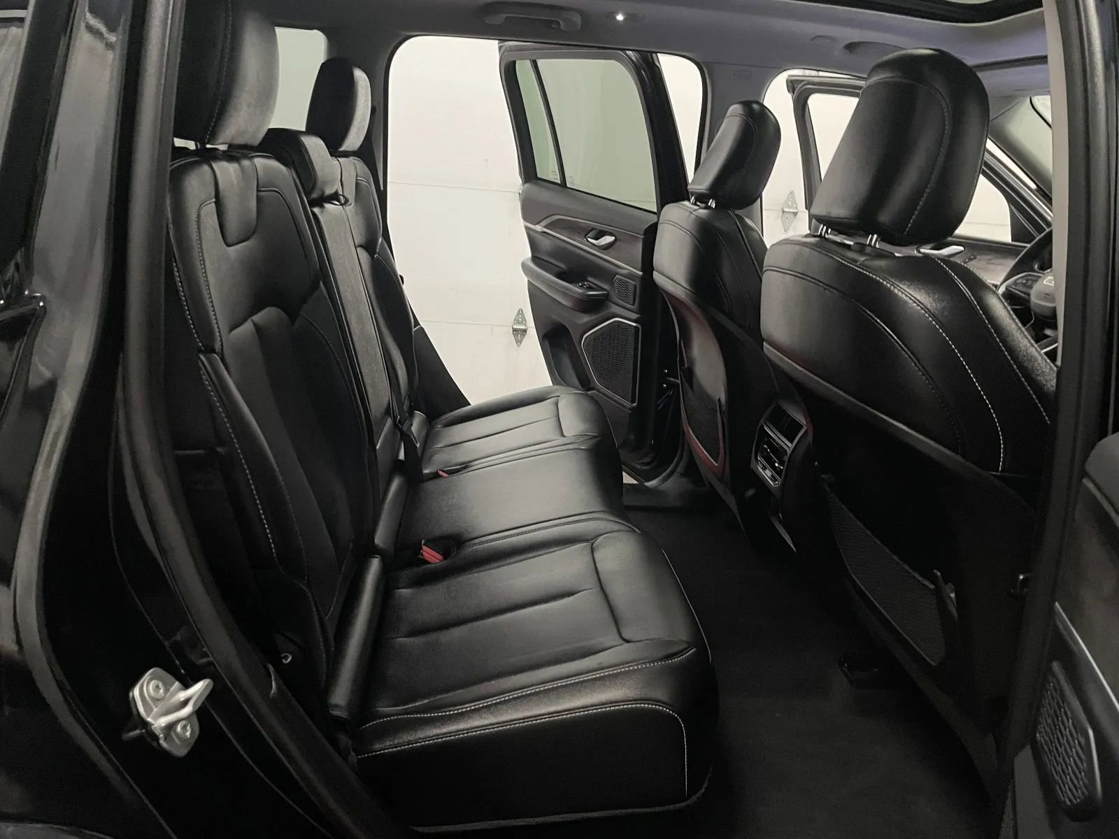 Used 2024 Jeep Grand Cherokee Limited 4xe image 45