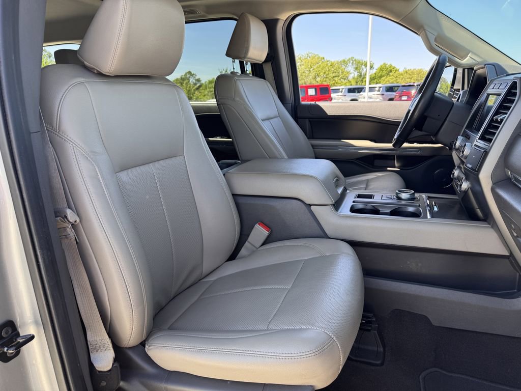 Used 2021 Ford Expedition Max XLT image 26