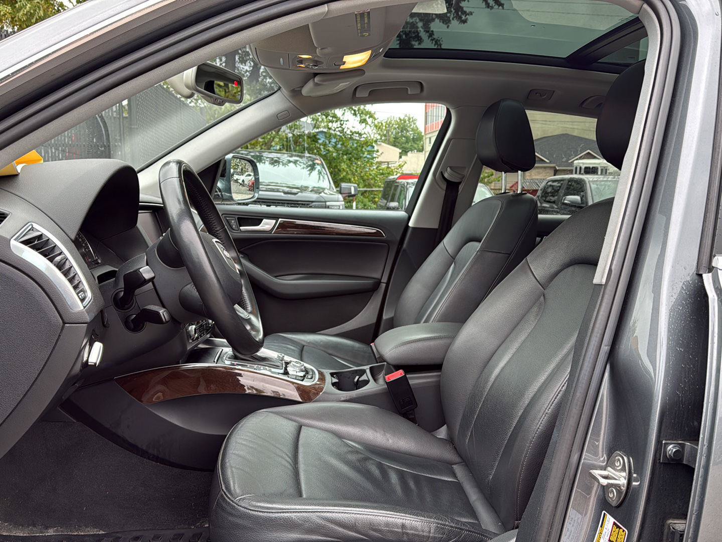Used 2016 Audi Q5 2.0T Premium Plus w/ Technology Package AWD/4WD image 9