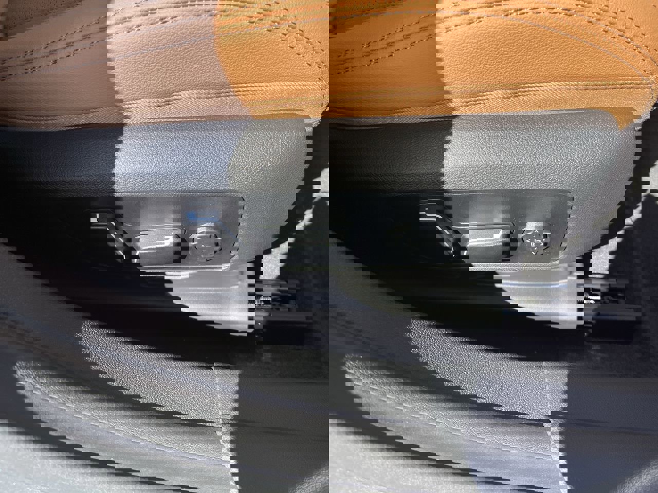 Used 2026 BMW i4 eDrive40 w/ Premium Package image 38