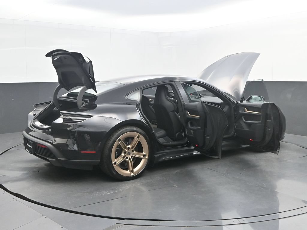 New 2026 Porsche Taycan Turbo S AWD/4WD image 33
