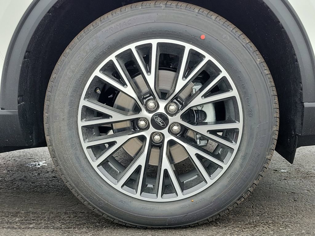 New 2026 Ford Escape SE image 9