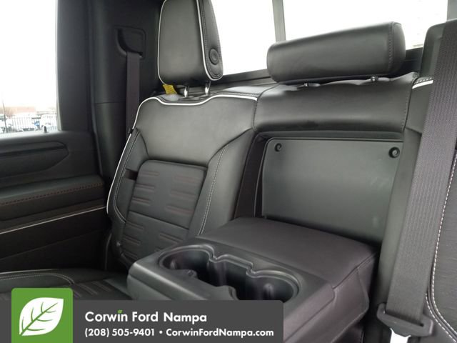Used 2024 GMC Sierra 2500 AT4X image 26