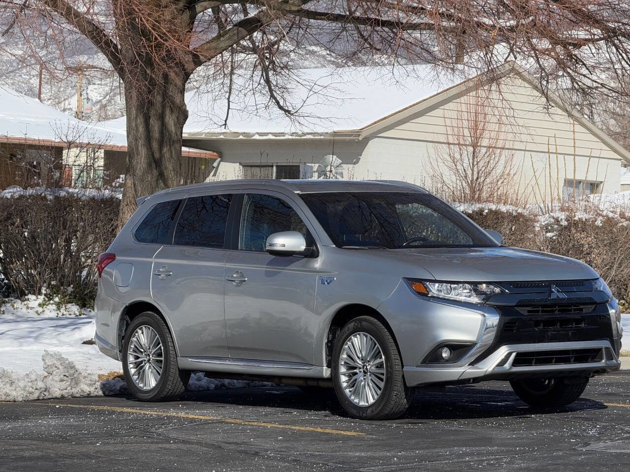 Used 2022 Mitsubishi Outlander SEL AWD/4WD image 3