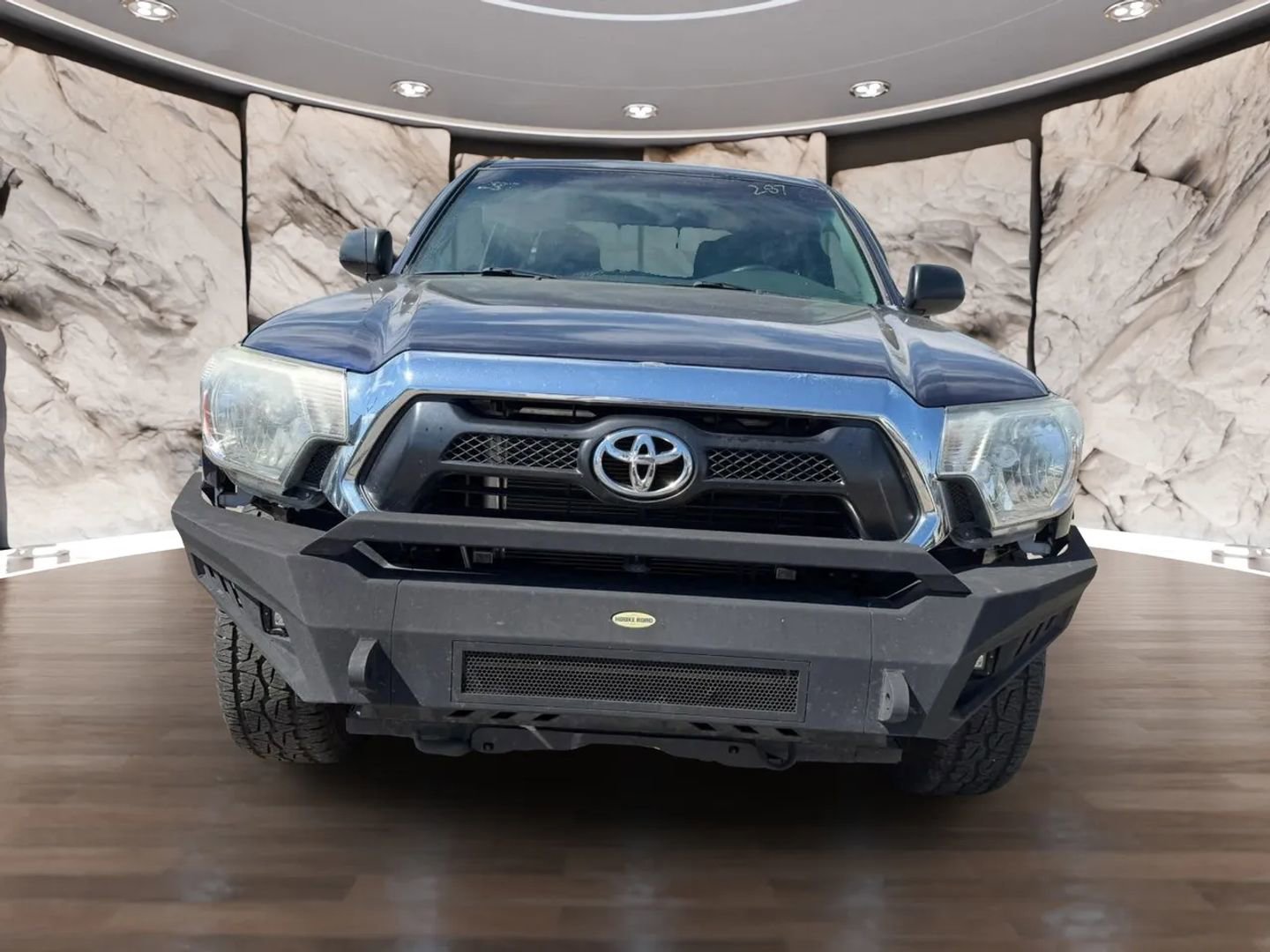 Used 2013 Toyota Tacoma 4x4 Double Cab w/ TRD Off-Road Pkg image 2