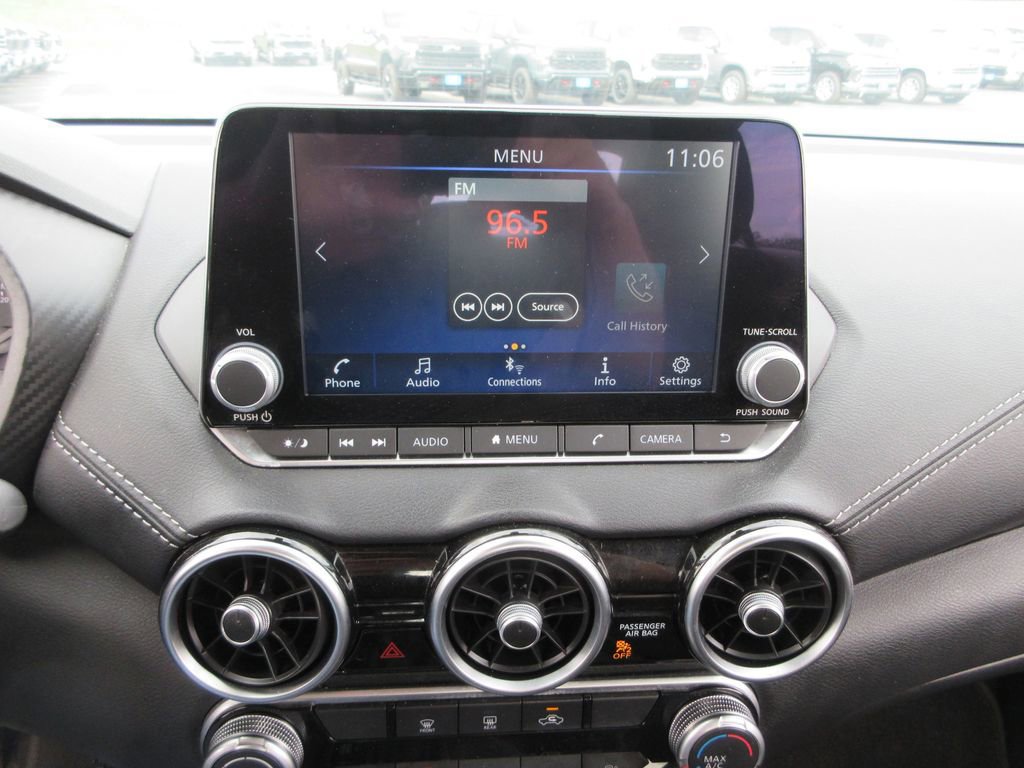 Used 2024 Nissan Sentra SV FWD image 29