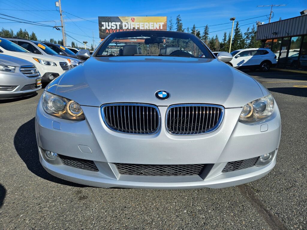 Used 2009 BMW 328i Convertible image 3
