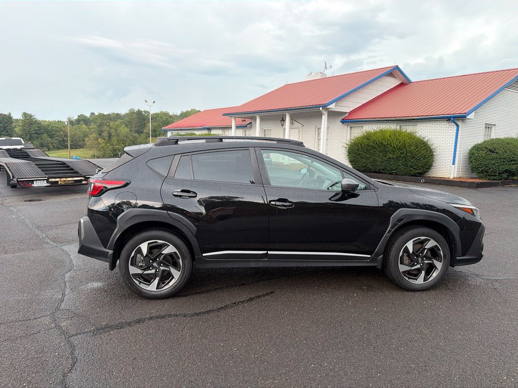 Used 2024 Subaru Crosstrek 2.5i Limited w/ Crosstrek Mirror Package AWD/4WD image 11