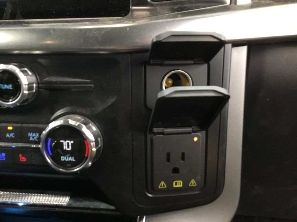 Used 2021 Ford F150 Lariat w/ Equipment Group 502A High image 26