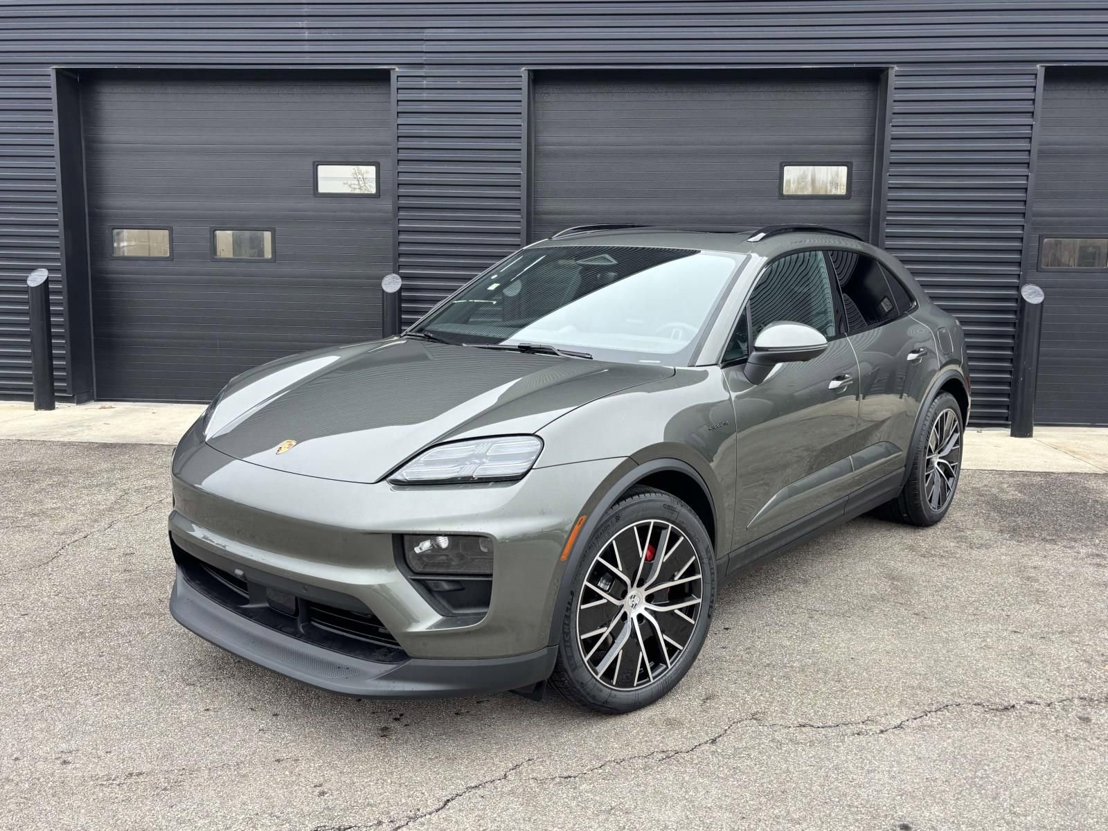 New 2026 Porsche Macan 4S Electric