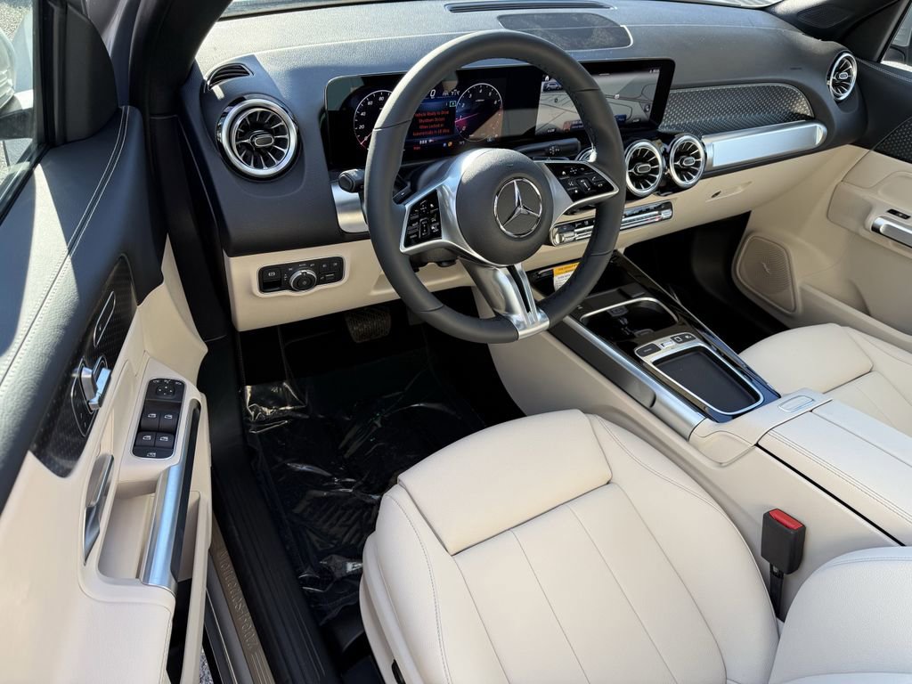 New 2026 Mercedes-Benz GLB 250 4MATIC image 13