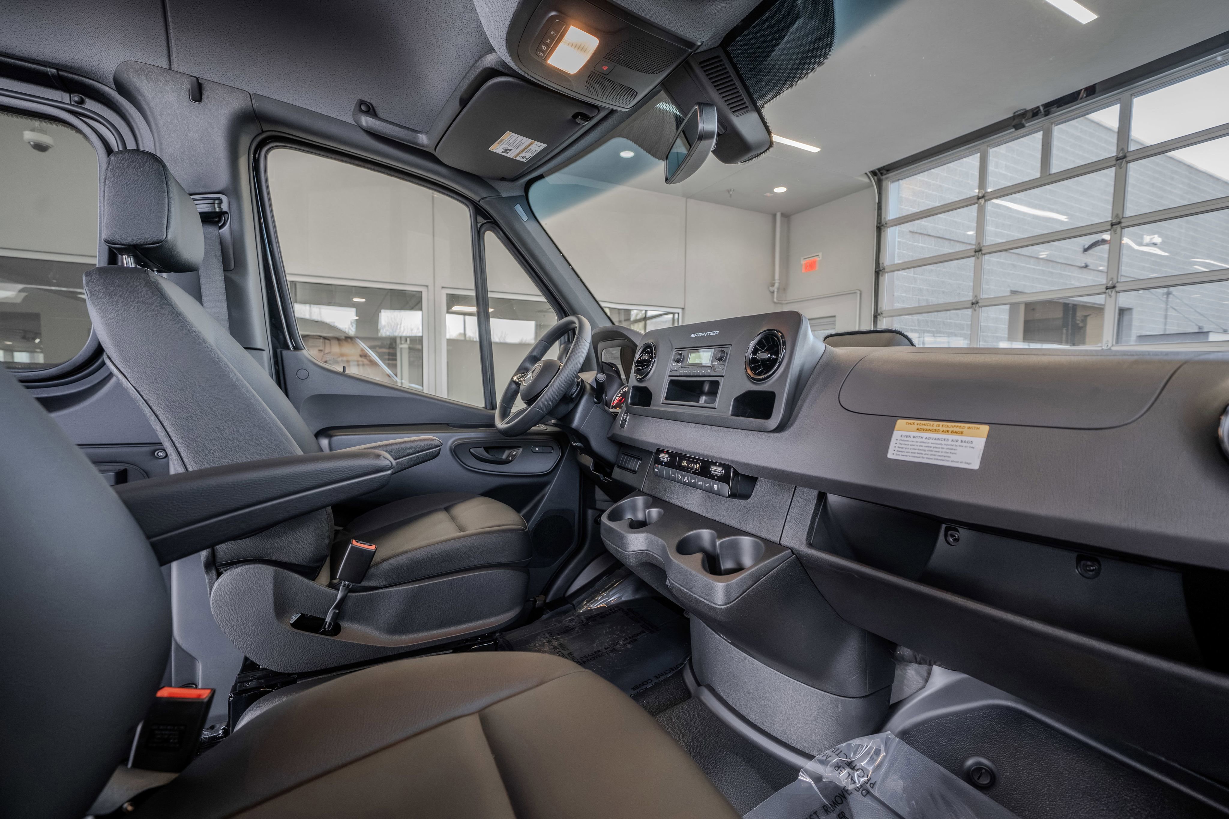 New 2025 Mercedes-Benz Sprinter 4500 image 17