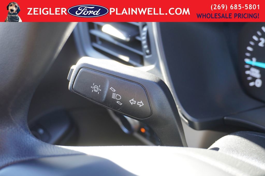 Used 2022 Ford Escape SE image 24