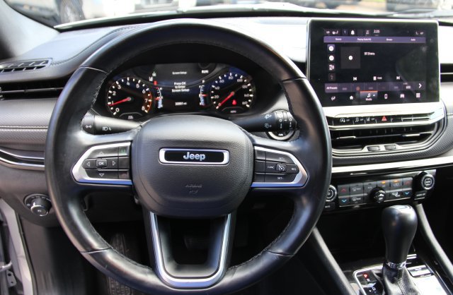Used 2022 Jeep Compass Latitude w/ Convenience Group AWD/4WD image 21