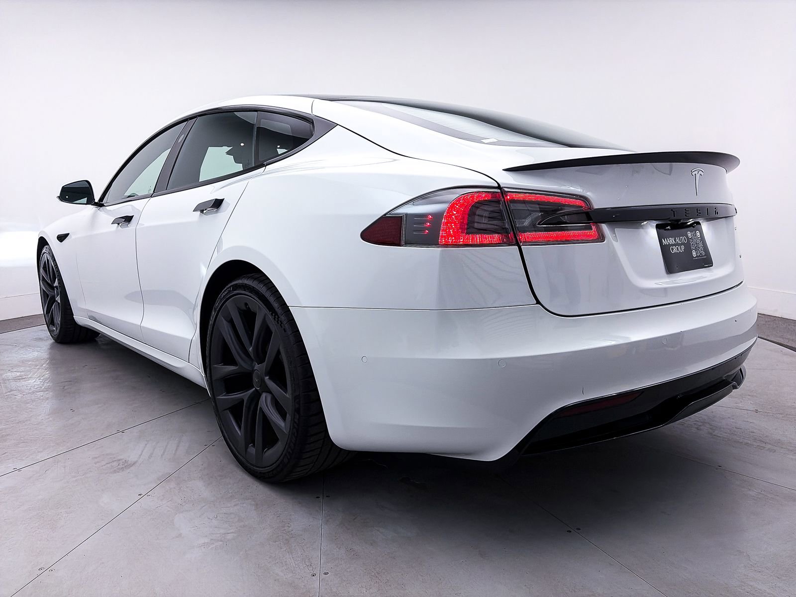 Used 2021 Tesla Model S Plaid AWD/4WD image 22