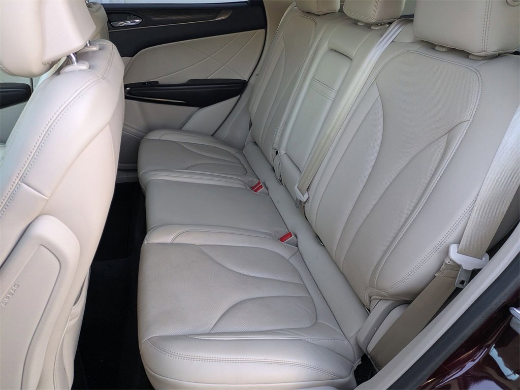 Used 2018 Lincoln MKC Reserve w/ Lincoln MKC Climate Package image 18