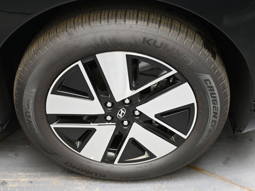 Used 2026 Hyundai Ioniq 9 SEL image 10