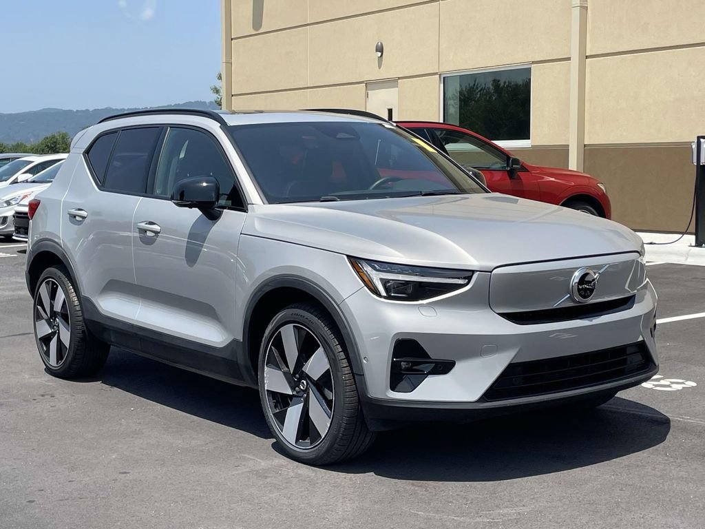 Used 2023 Volvo XC40 Recharge Ultimate