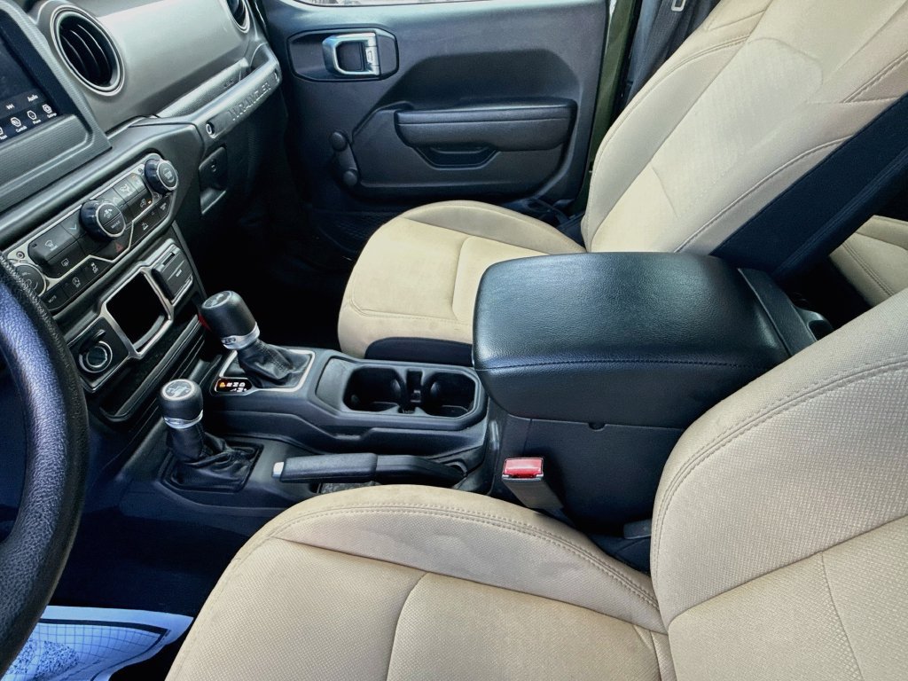 Certified 2022 Jeep Wrangler Sport AWD/4WD image 27