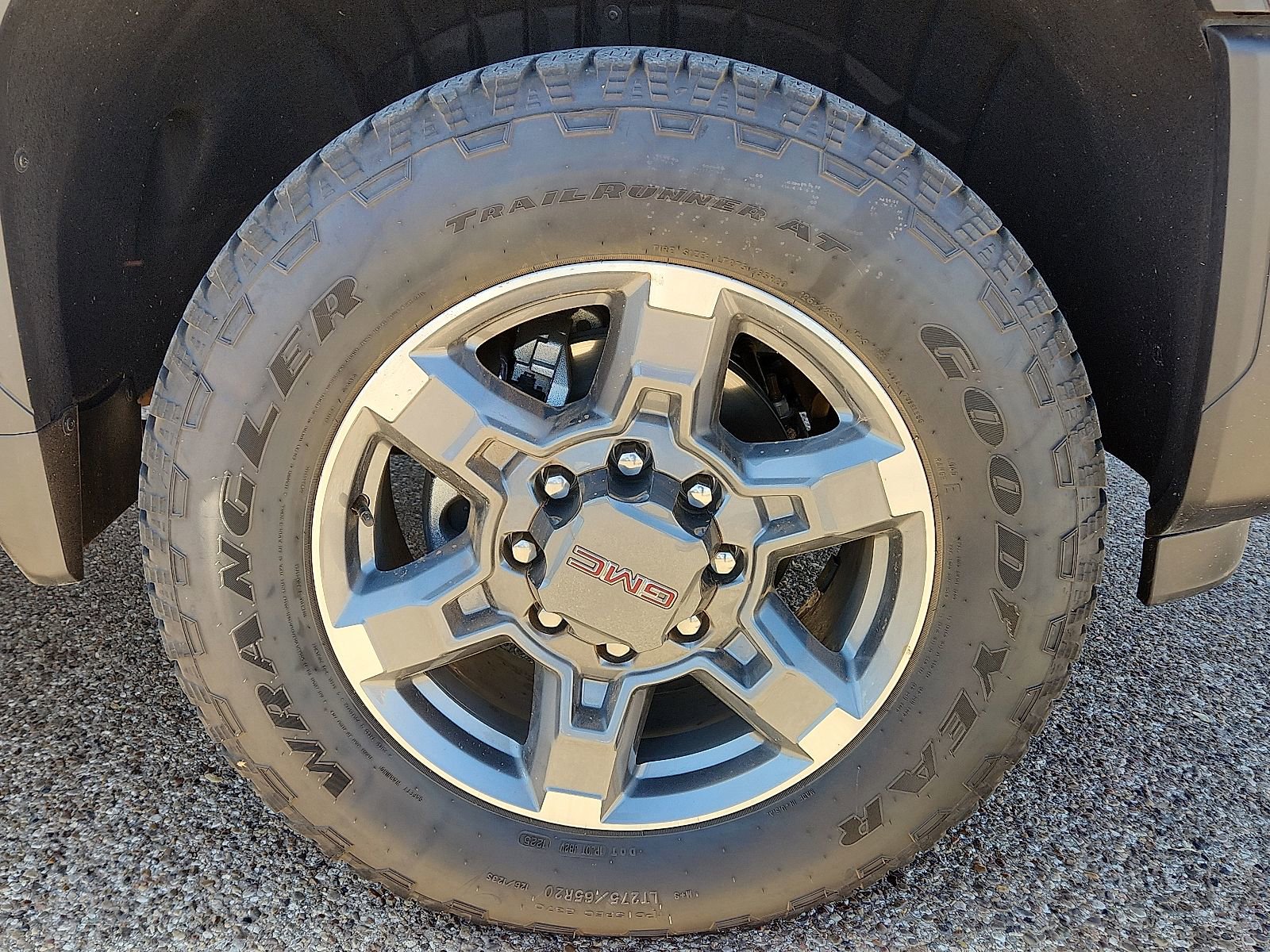 Used 2025 GMC Sierra 2500 SLT w/ Texas SLT Premium Package image 7