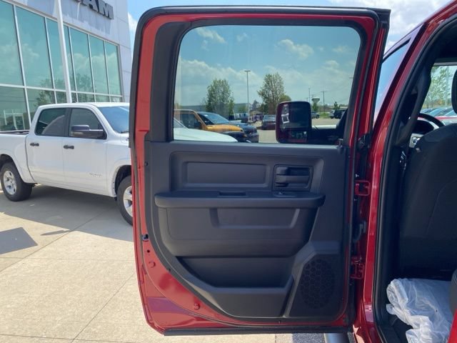 New 2026 RAM 2500 Tradesman AWD/4WD image 21