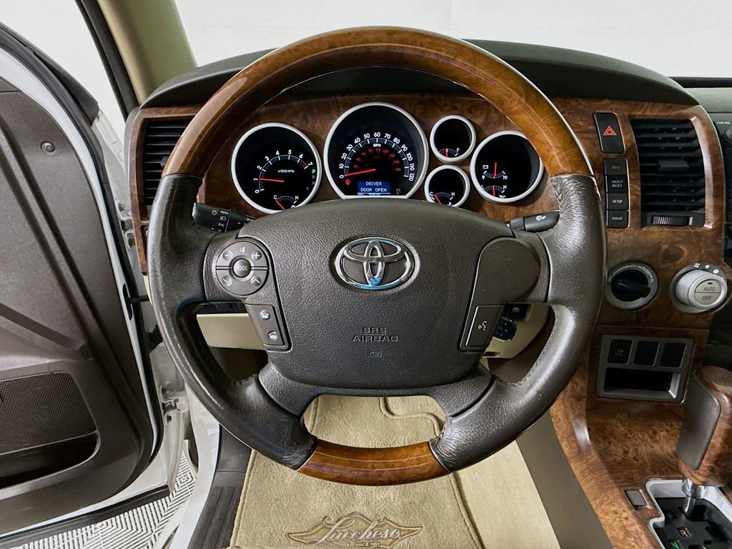 Used 2010 Toyota Tundra Limited image 11