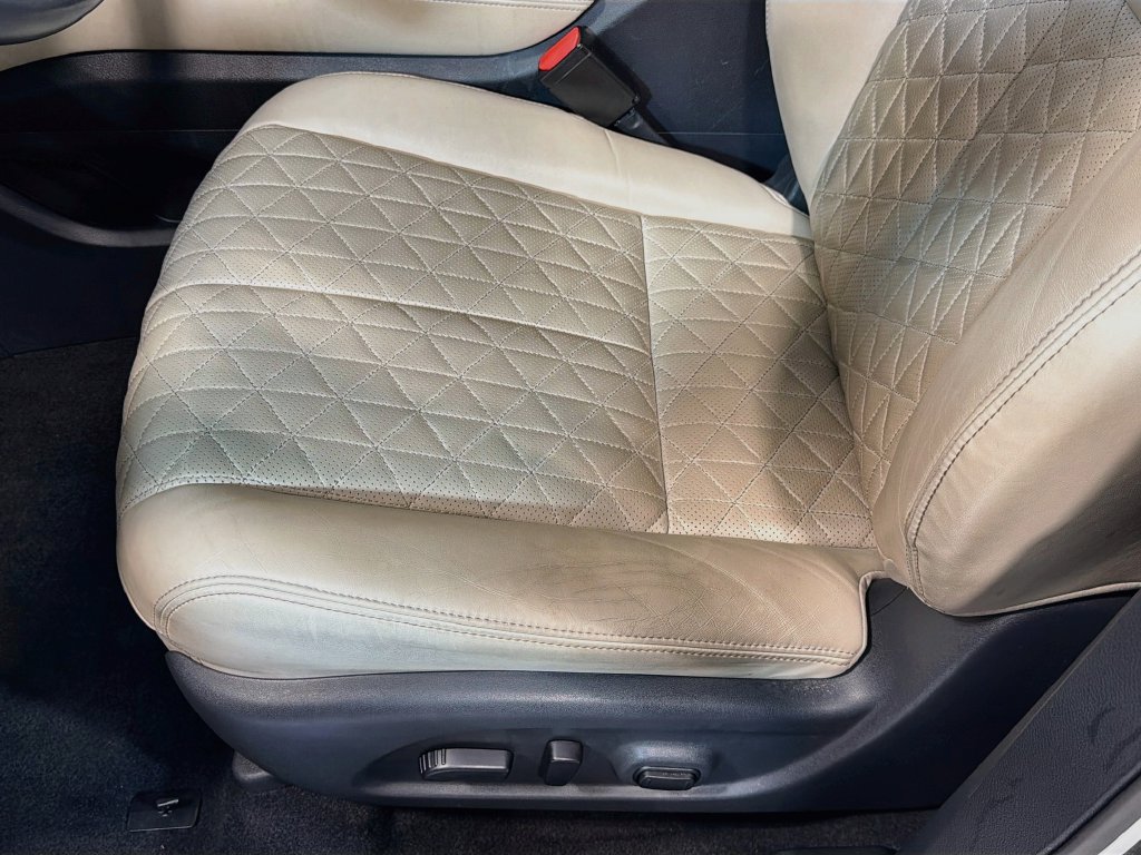 Used 2024 Nissan Murano Platinum w/ Cargo Package AWD/4WD image 21