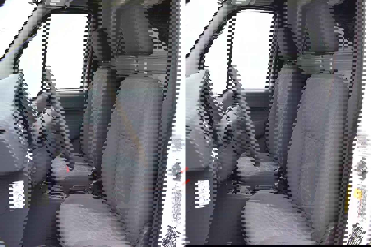 Used 2013 Ford Transit Connect XLT image 11