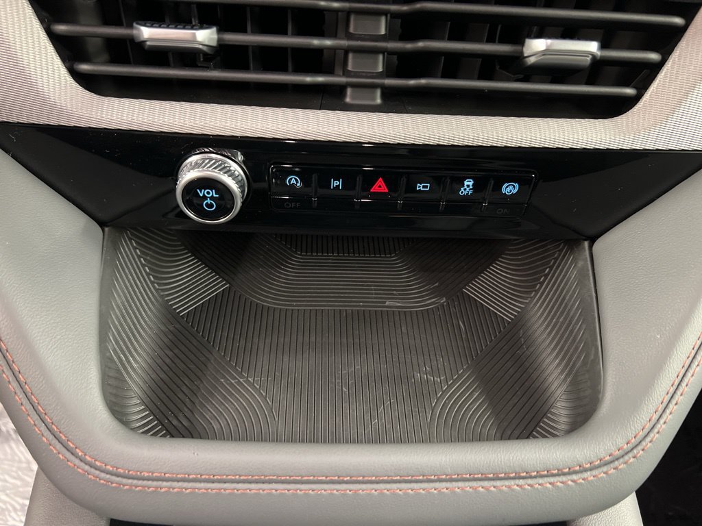 New 2026 Ford Explorer Active AWD/4WD image 14