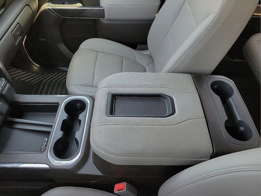 Used 2022 Chevrolet Silverado 3500 LTZ w/ LTZ Convenience Package image 20