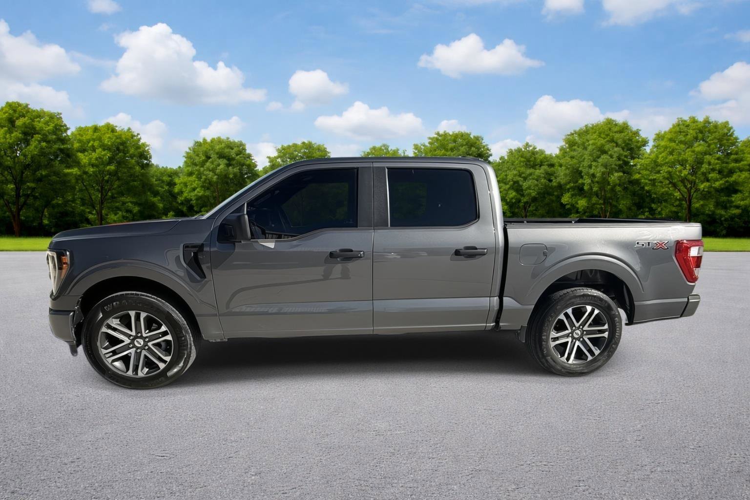 Used 2023 Ford F150 XL w/ STX Appearance Package image 4