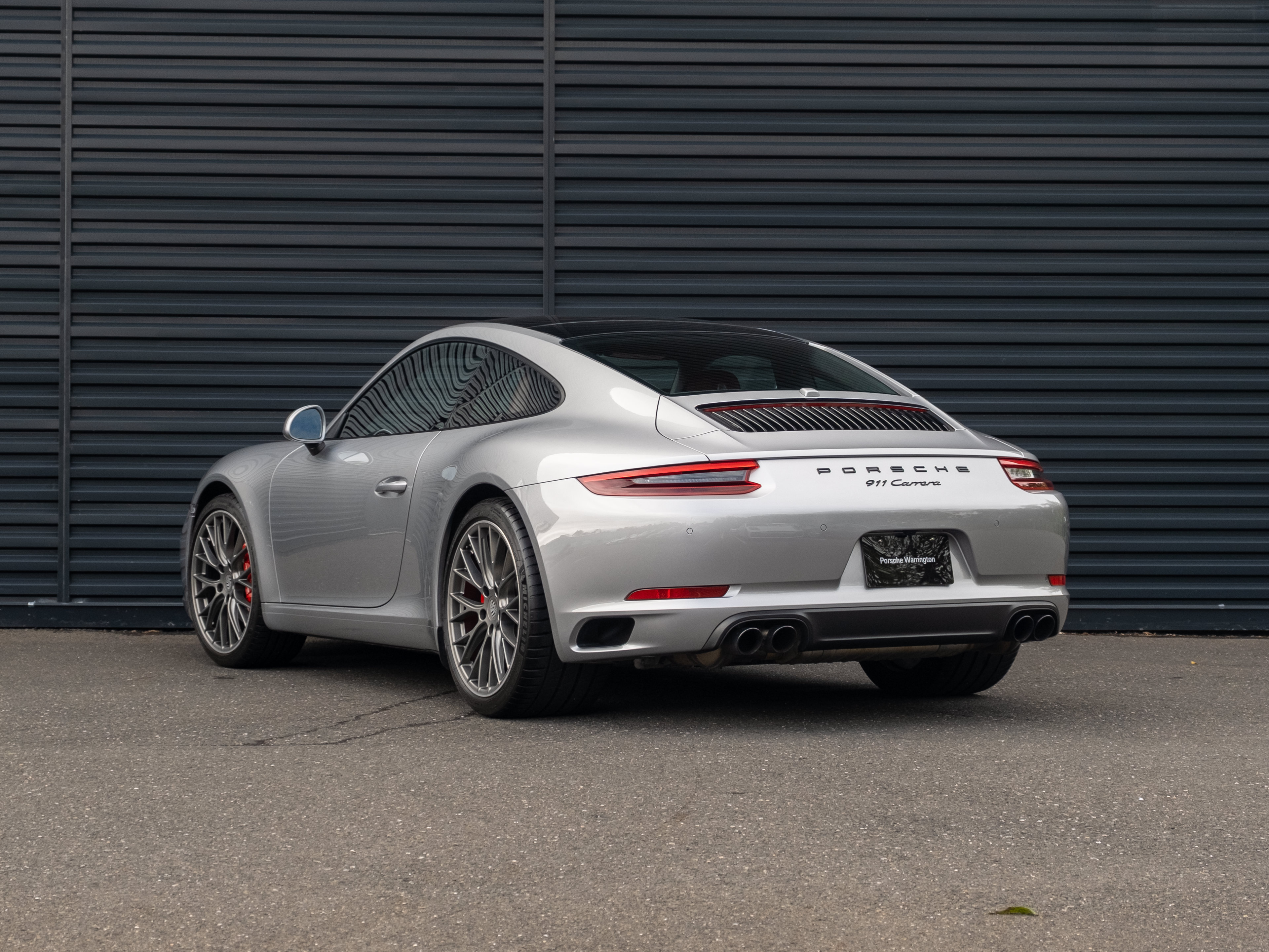 Certified 2019 Porsche 911 Carrera RWD image 3