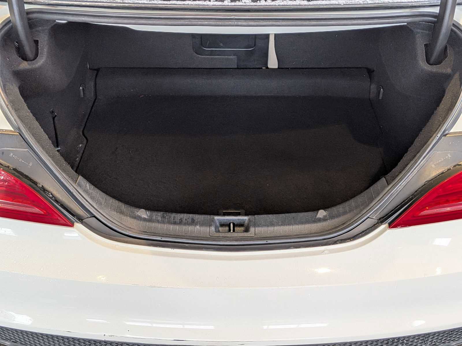 Used 2015 Mercedes-Benz CLA 250 image 30