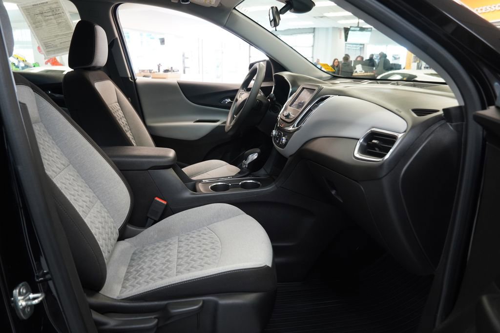 Certified 2023 Chevrolet Equinox LS image 35