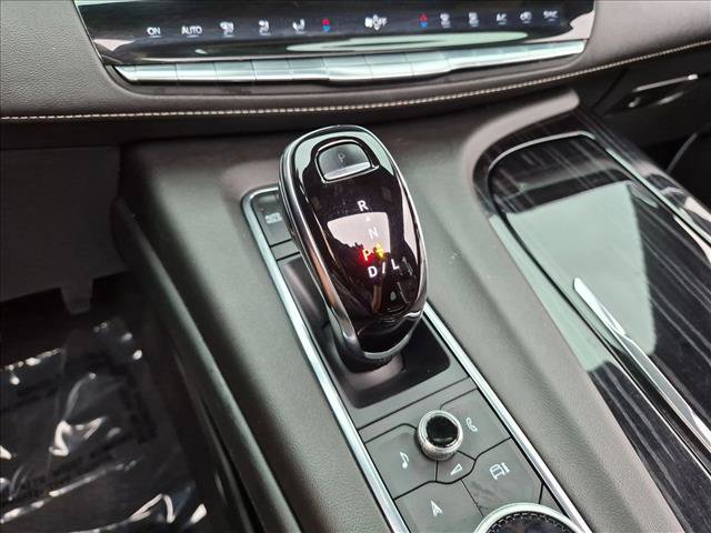 Used 2022 Cadillac Escalade Sport w/ Touring Package AWD/4WD image 11